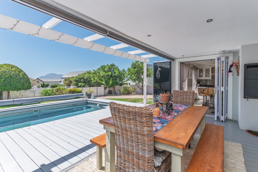 4 Bedroom Property for Sale in Bluewater Estate Western Cape